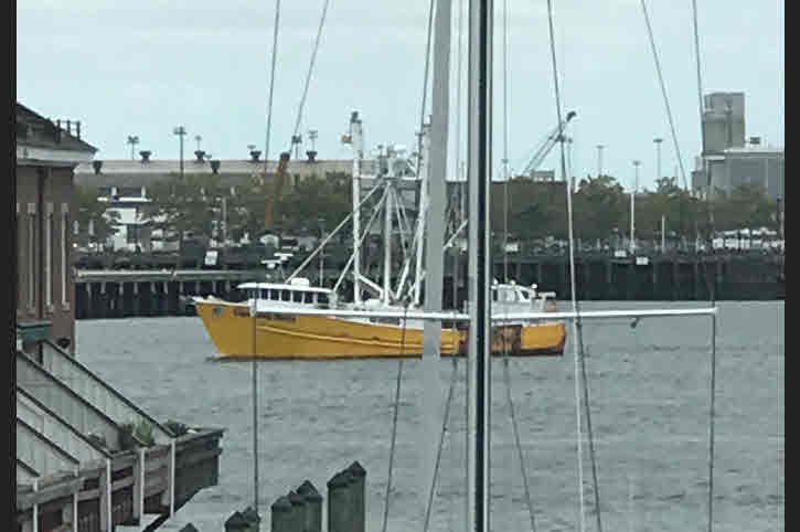 Photo of the F/V CAPTAIN BILLY HAVER Coming into Port After Crew Member Attack